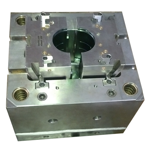 Mechanical unscrewing molding