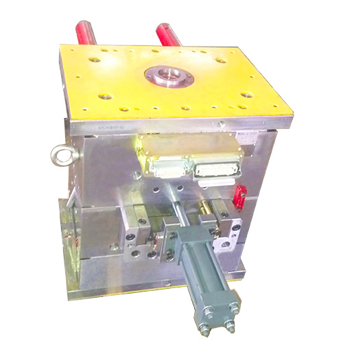 Arc core pulling mold